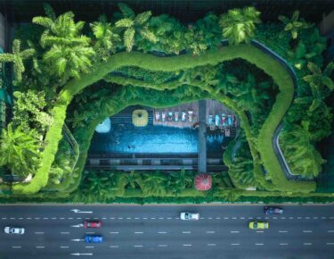 Singapore aerial road pool