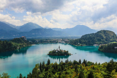 Net Zero & Decarbonisation european lake